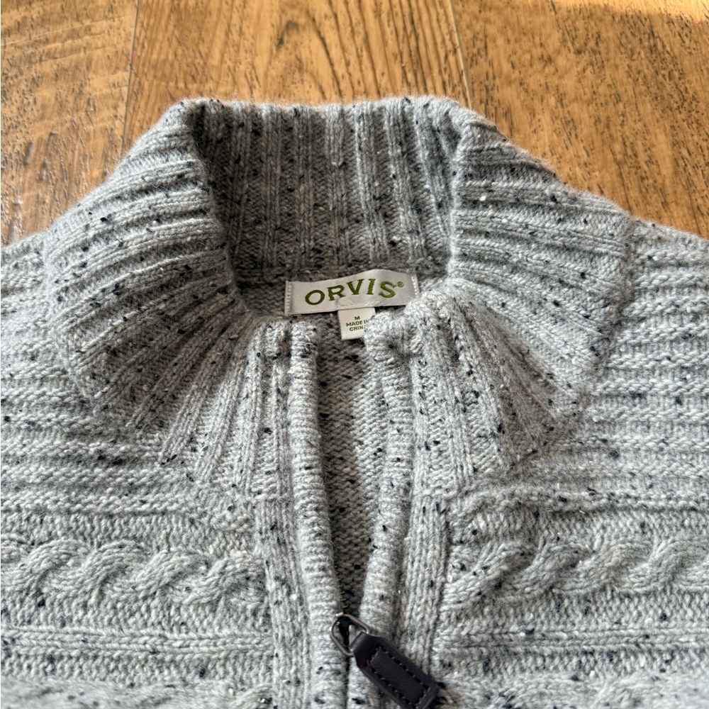 Orvis women’s Gray Zip-Up Cable Knit Sweater